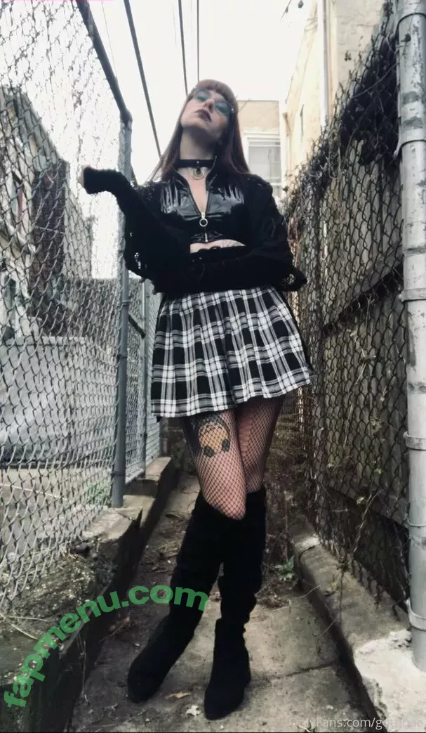 yubaba_yaga nude photo #0002 (yubaba_yaga)