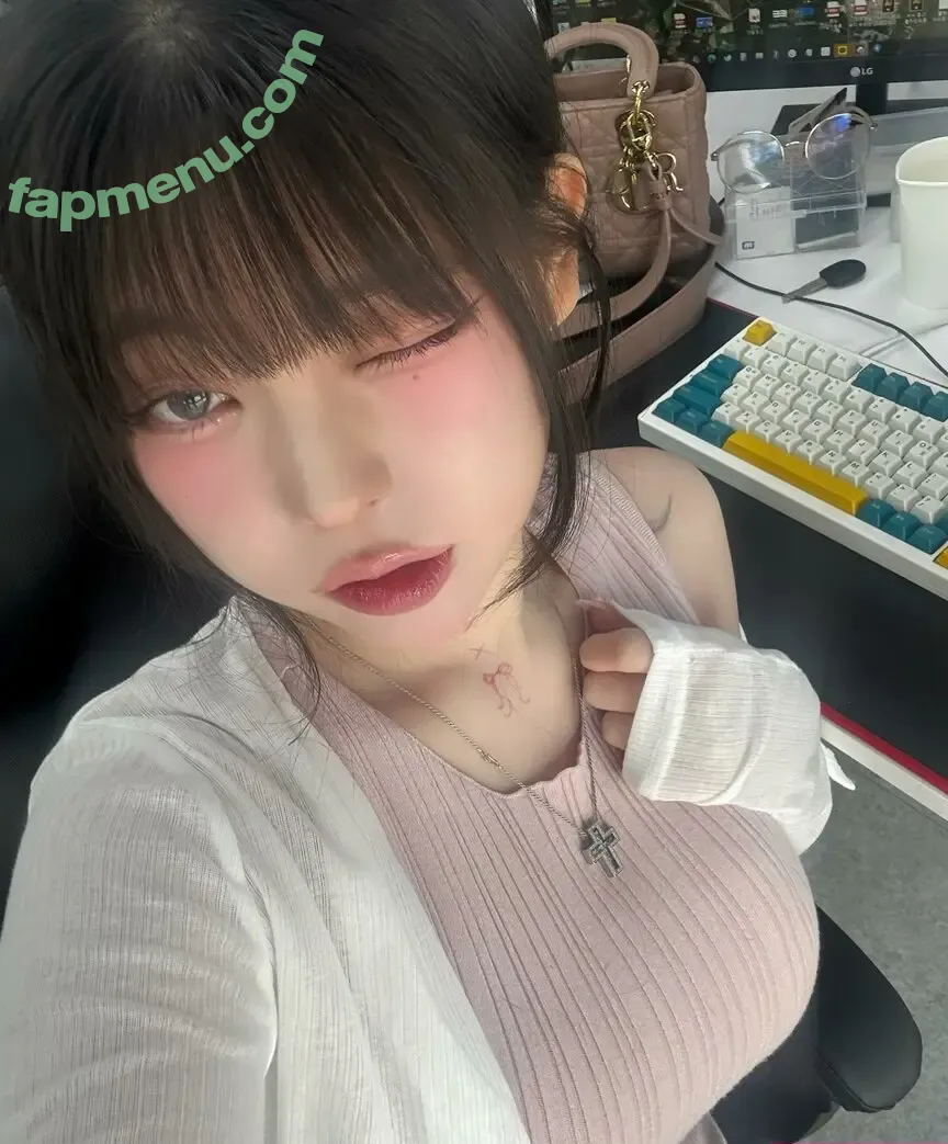 yudiii nude photo #0563 (Yudiiimaru / you_s2_diii / 유디)