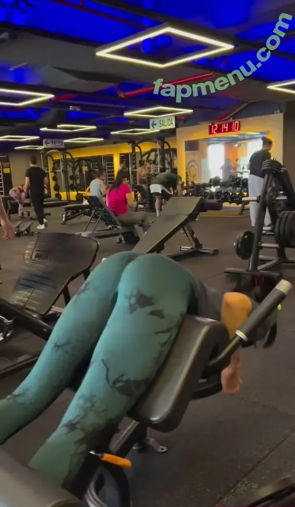 Yudimar Fatima Acosta nude photo #0051 (Tu Elfa favorita / yudimarfatima)