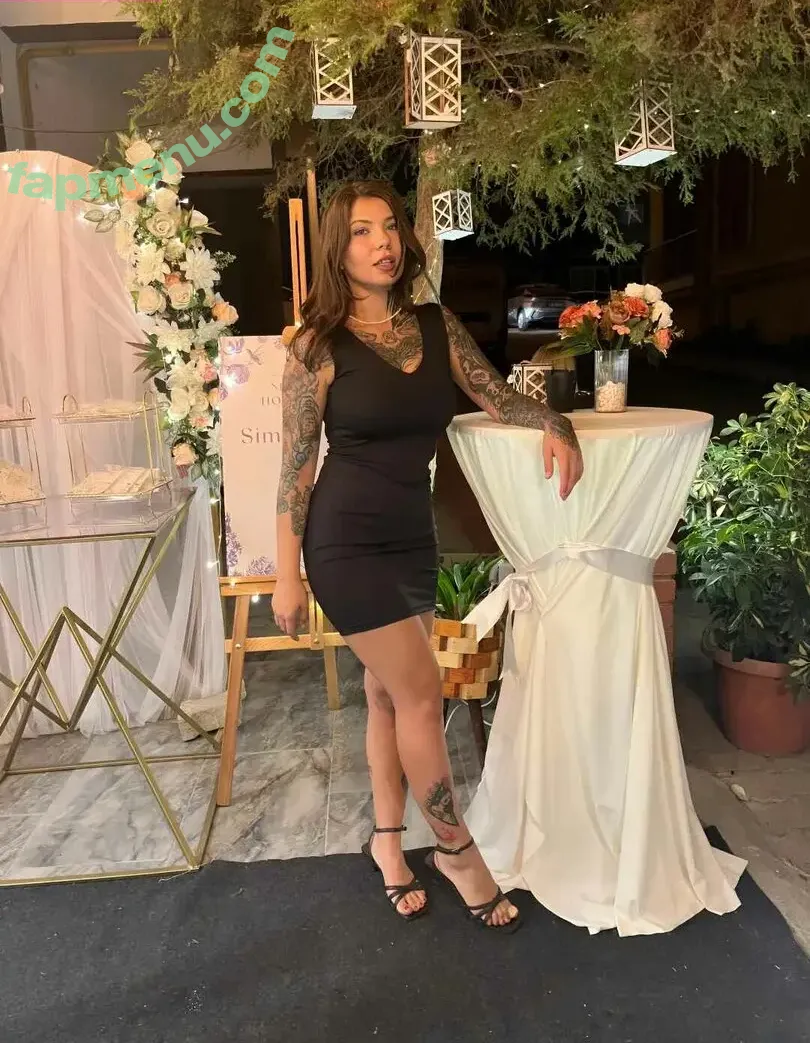 Yudum Alkan nude photo #0014 (yudumalkann)