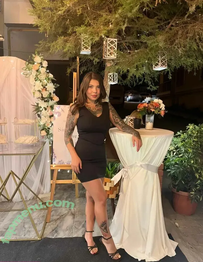 Yudum Alkan nude photo #0015 (yudumalkann)