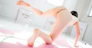 Yuexuann21 nude photo #0017