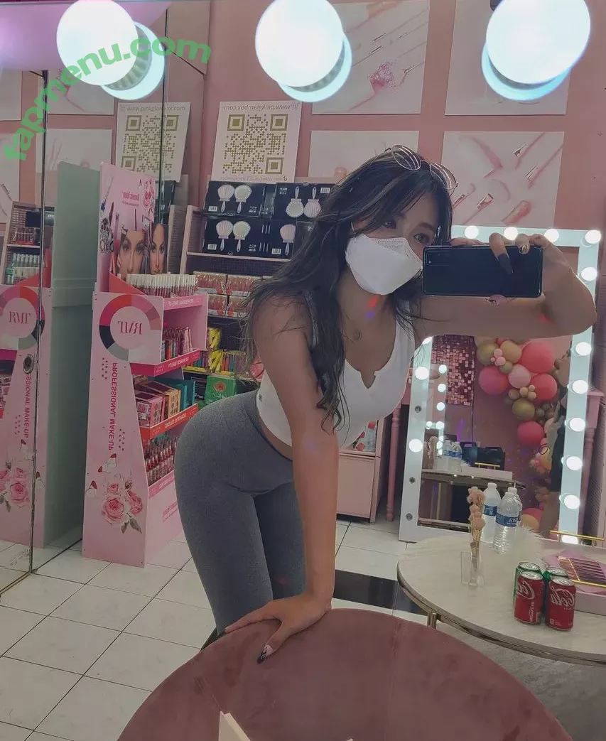 Yuggie_TV nude photo #0041 (YuggieTV)