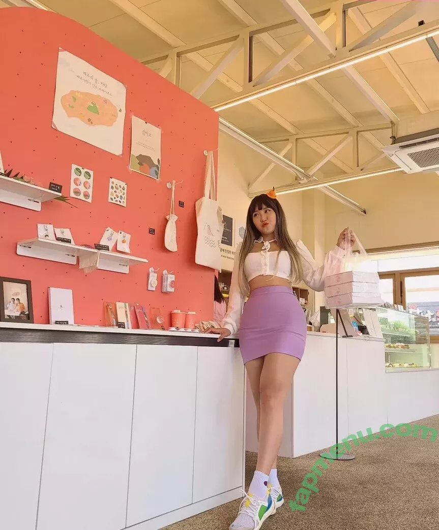 Yuggie_TV nude photo #0117 (YuggieTV)