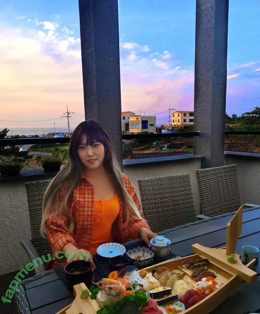 Yuggie_TV nude photo #0120 (YuggieTV)