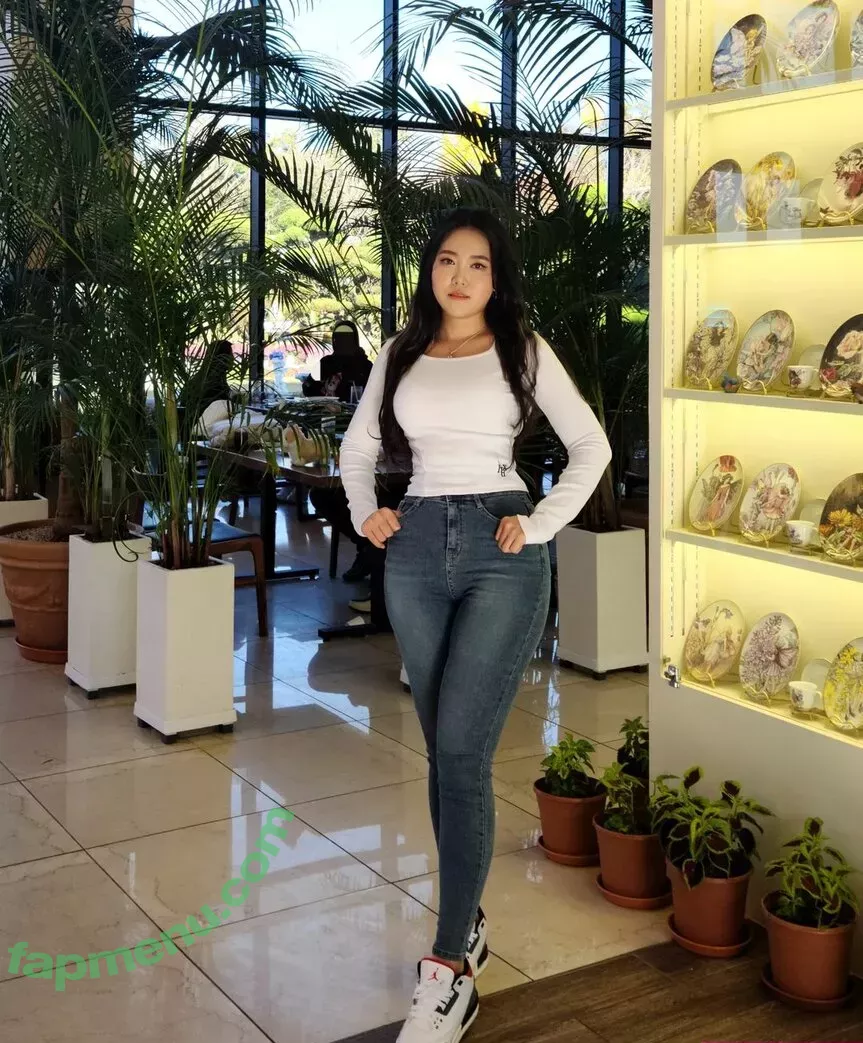 Yuggie_TV nude photo #0190 (YuggieTV)