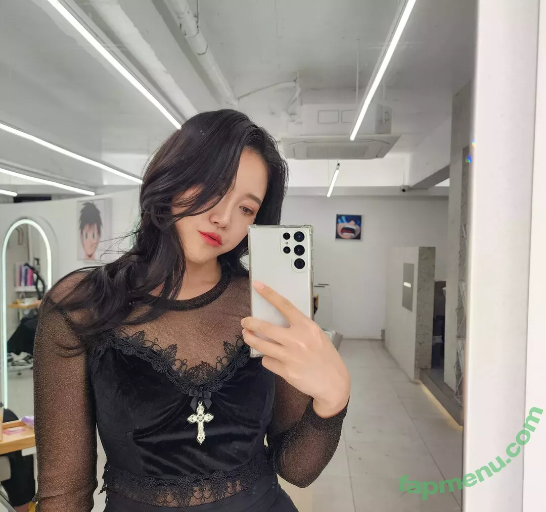 Yuggie_TV nude photo #0251 (YuggieTV)