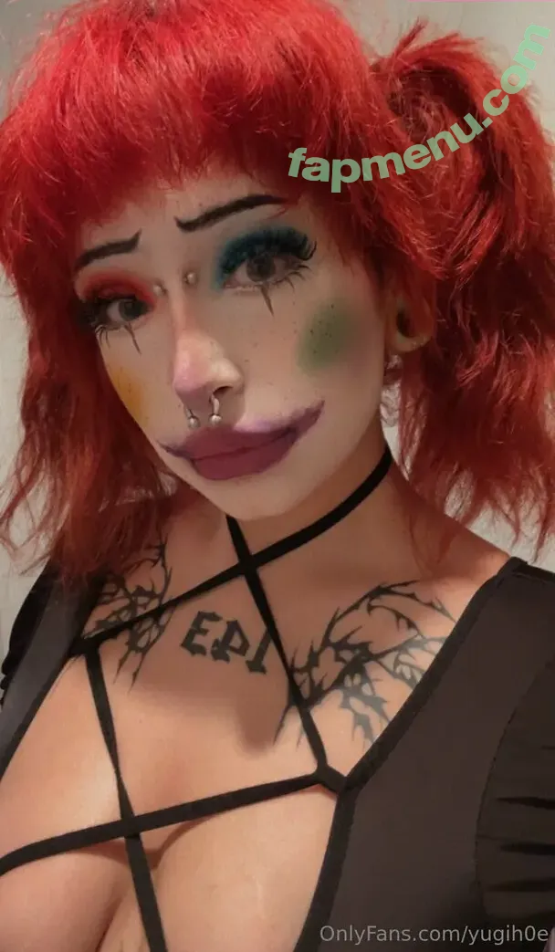 yugih0e nude photo #0076 (the_yugihoe)