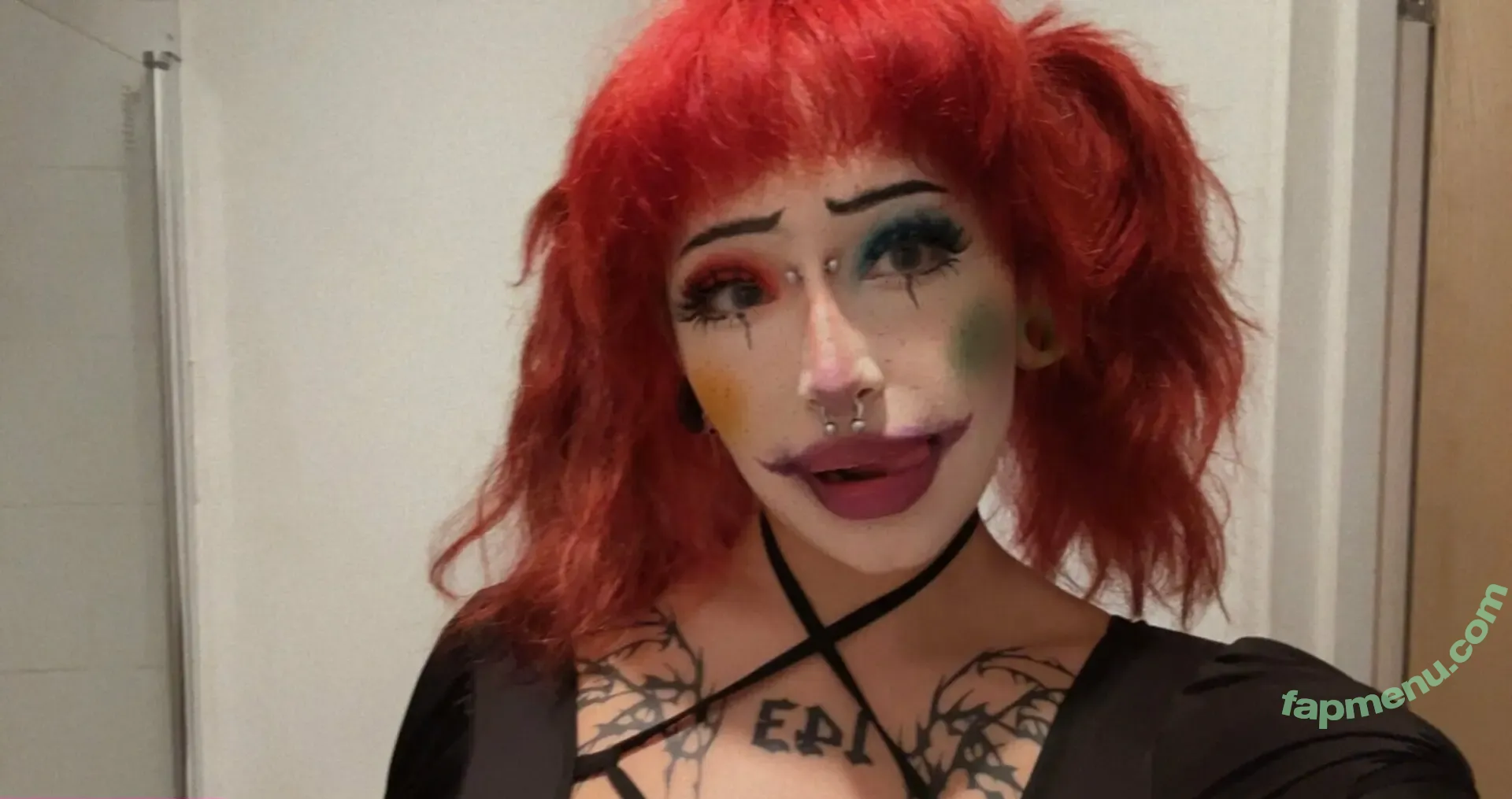 yugih0e nude photo #0077 (the_yugihoe)