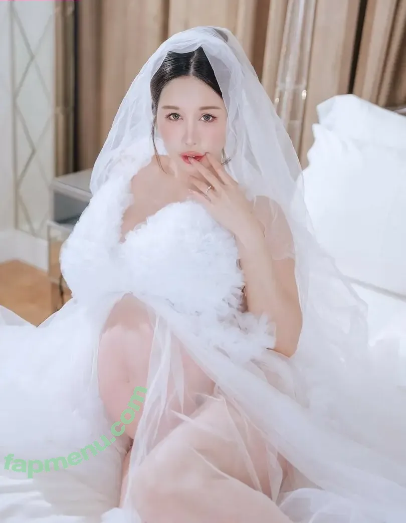 Yui Xin nude photo #0361 (yui_xin_ / yui_xin_tw / 辛尤里)