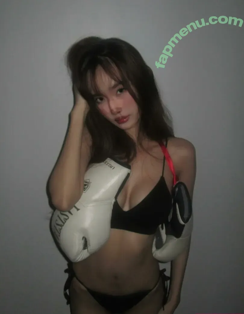 Yujeen.indyy nude photo #0026 (yujeencos)