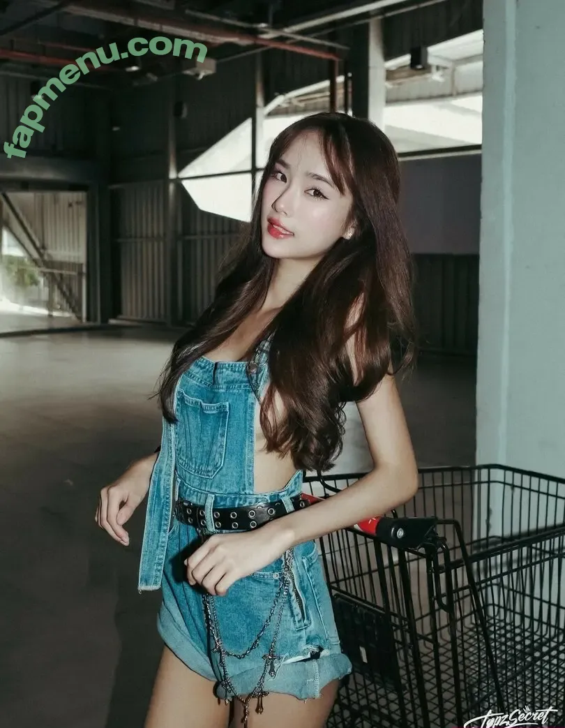 Yujeen.indyy nude photo #0045 (yujeencos)