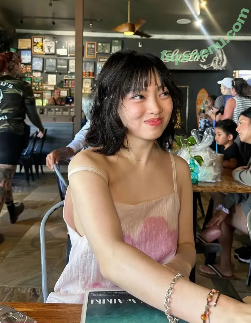 Yujin nude photo #0272 (babyyujin / yujin.ah)