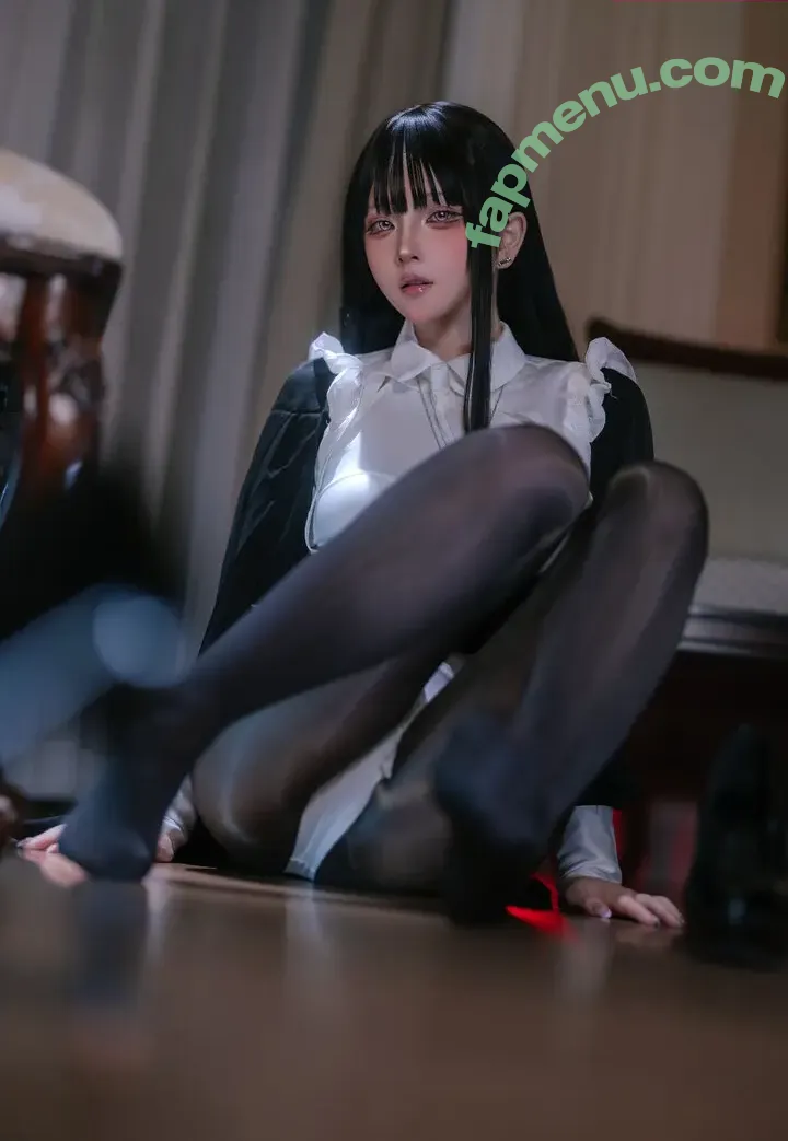 Yukako nude photo #0323 (Purinpuppy / yukako_yuyu)
