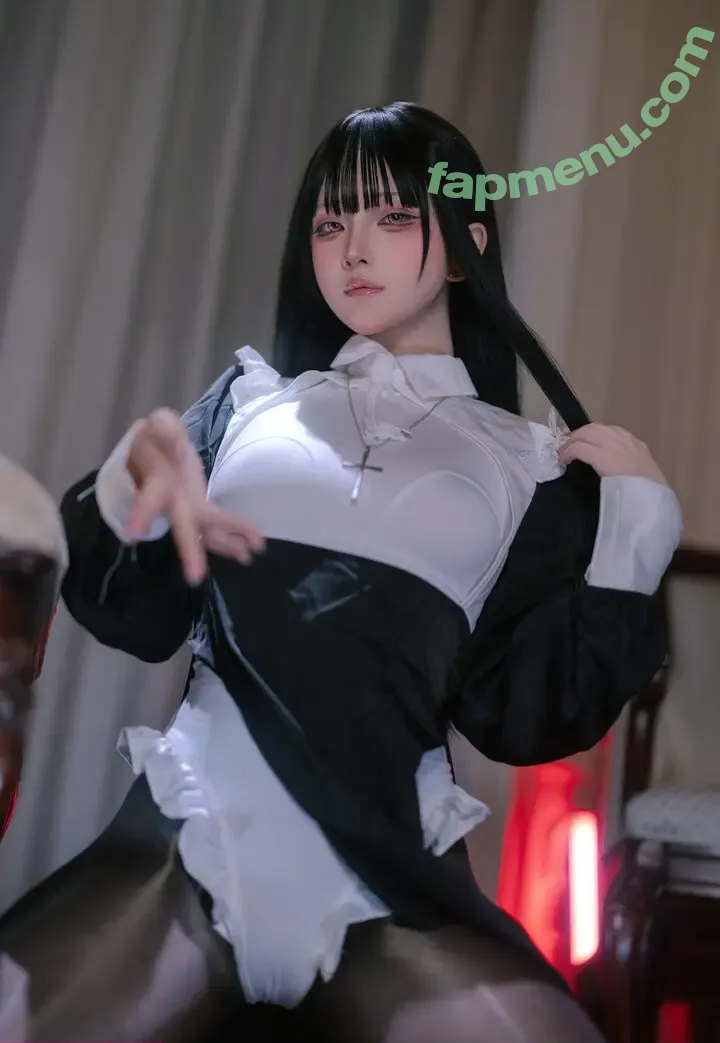 Yukako nude photo #0331 (Purinpuppy / yukako_yuyu)
