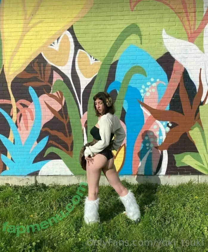 yuki_tsuki nude photo #0074 (yukitsukigaming)