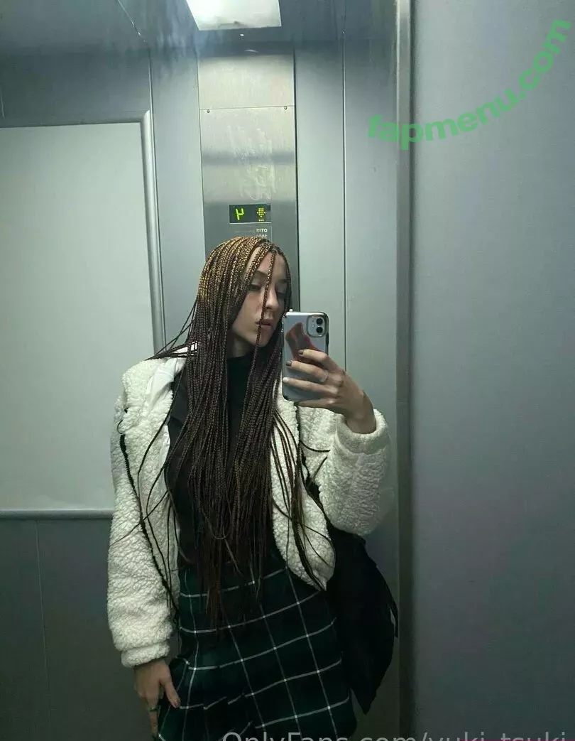 yuki_tsuki nude photo #0082 (yukitsukigaming)