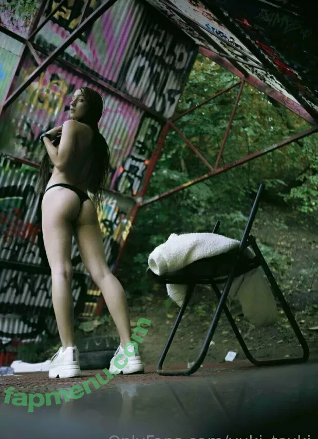 yuki_tsuki nude photo #0094 (yukitsukigaming)