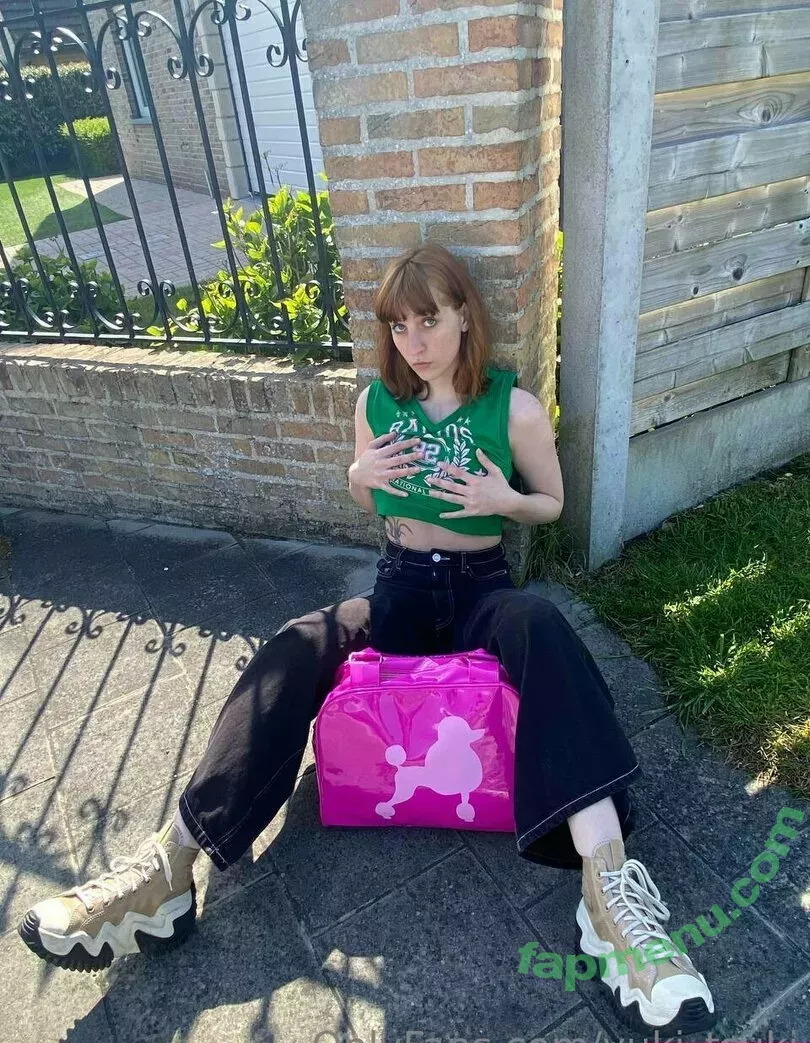 yuki_tsuki nude photo #0102 (yukitsukigaming)