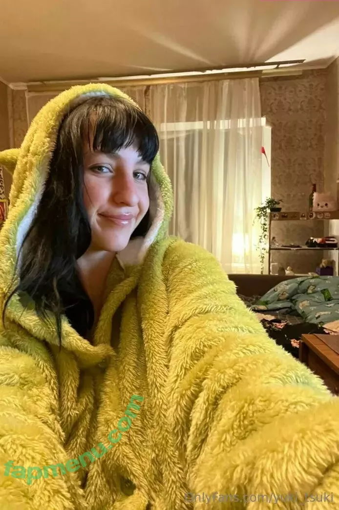 yuki_tsuki nude photo #0215 (yukitsukigaming)