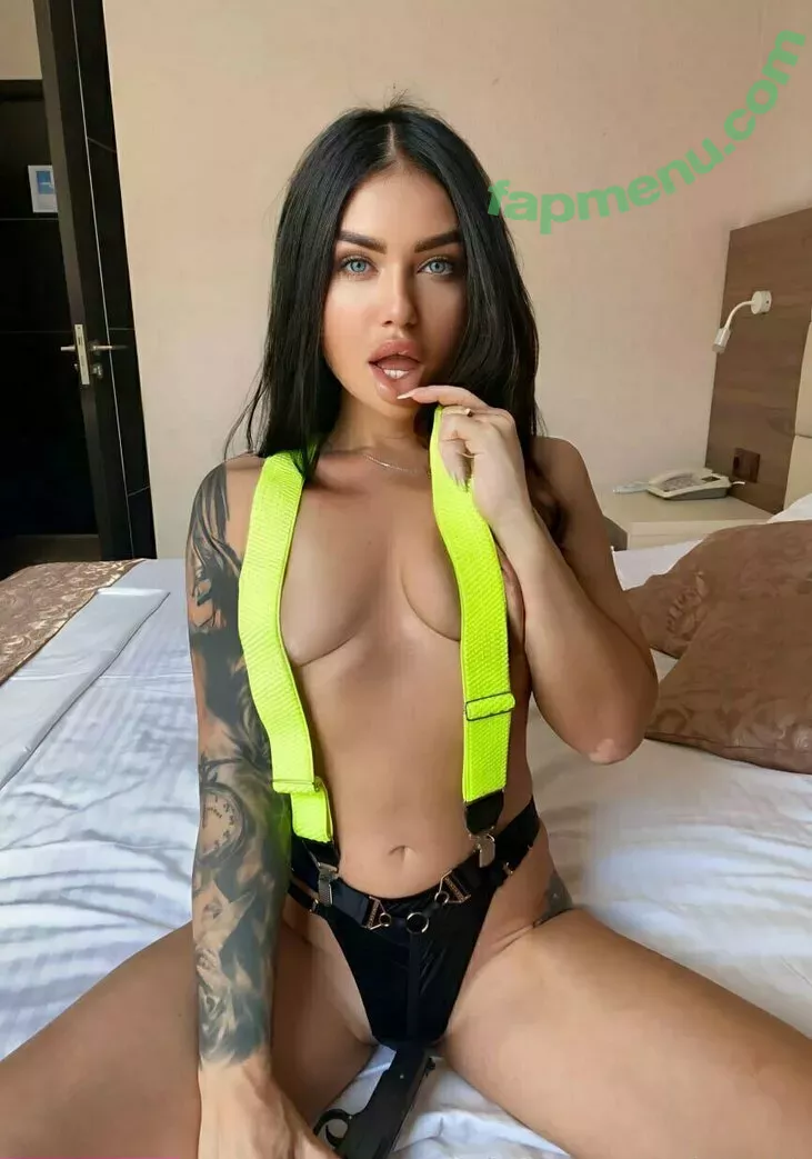 yuki_tsuki nude photo #0220 (yukitsukigaming)