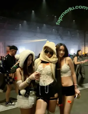 Yukisgarden nude photo #0015