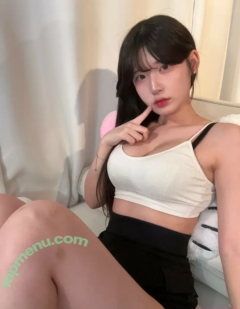 yule_.0.03 nude photo #0300 (yule_.0.03)