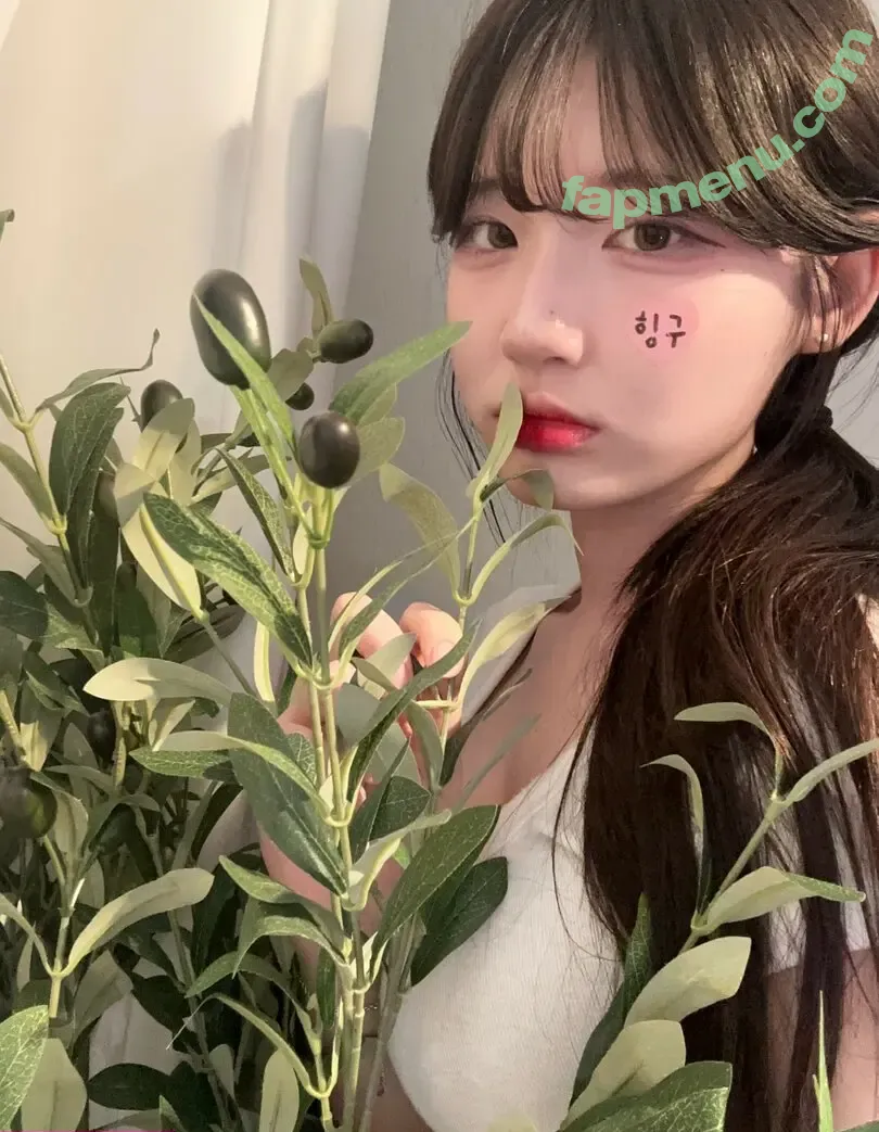 yule_.0.03 nude photo #0340 (yule_.0.03)