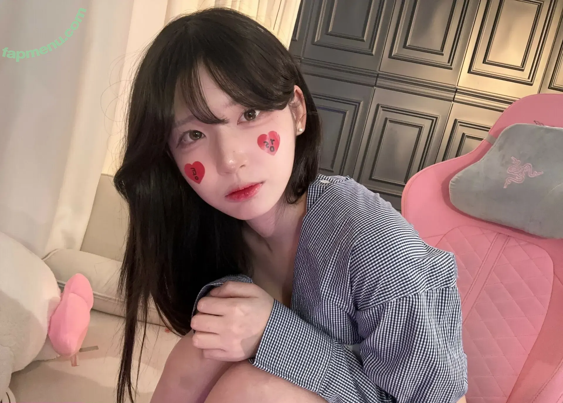 yule_.0.03 nude photo #0352 (yule_.0.03)