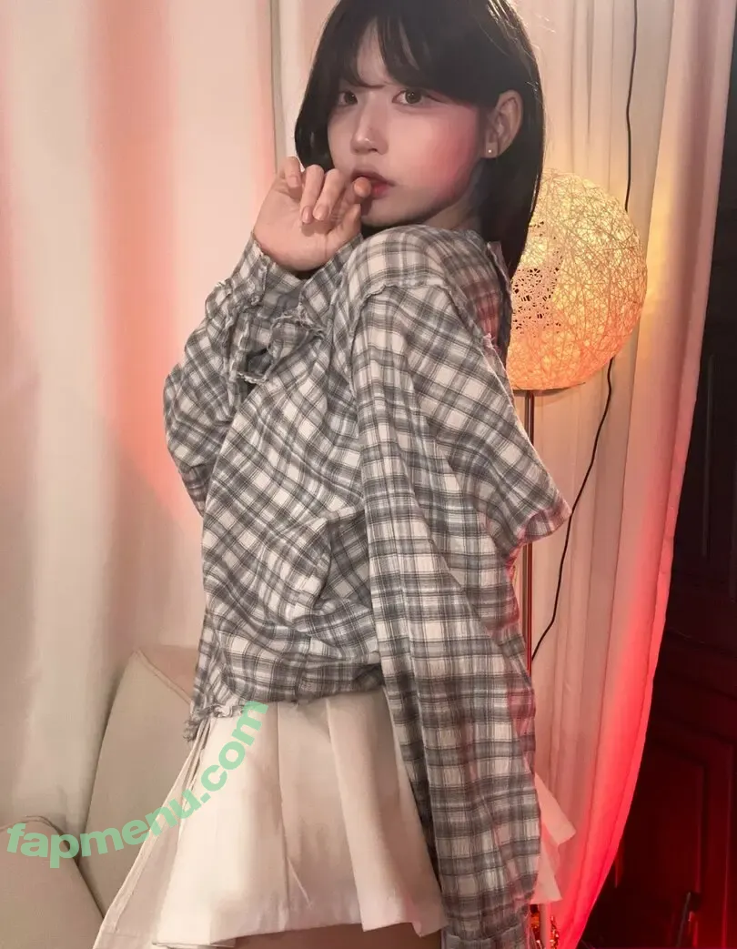 yule_.0.03 nude photo #0372 (yule_.0.03)