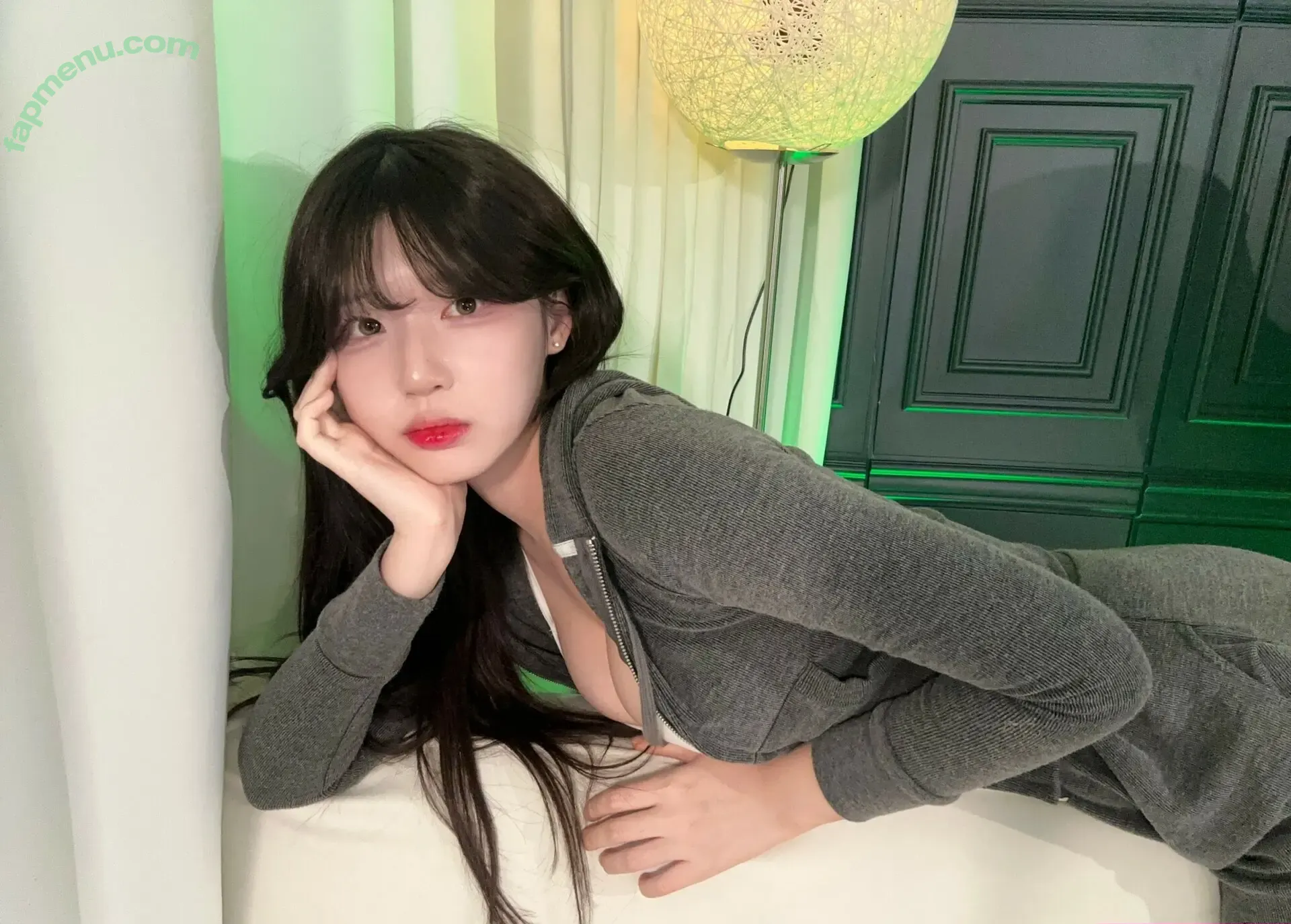 yule_.0.03 nude photo #0392 (yule_.0.03)