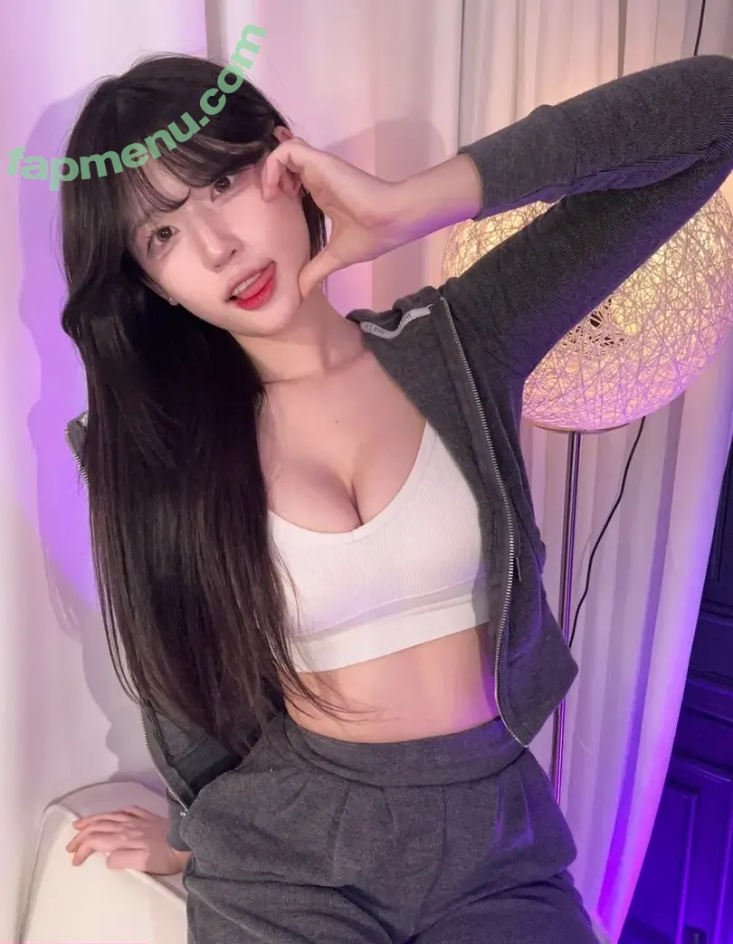 yule_.0.03 nude photo #0404 (yule_.0.03)