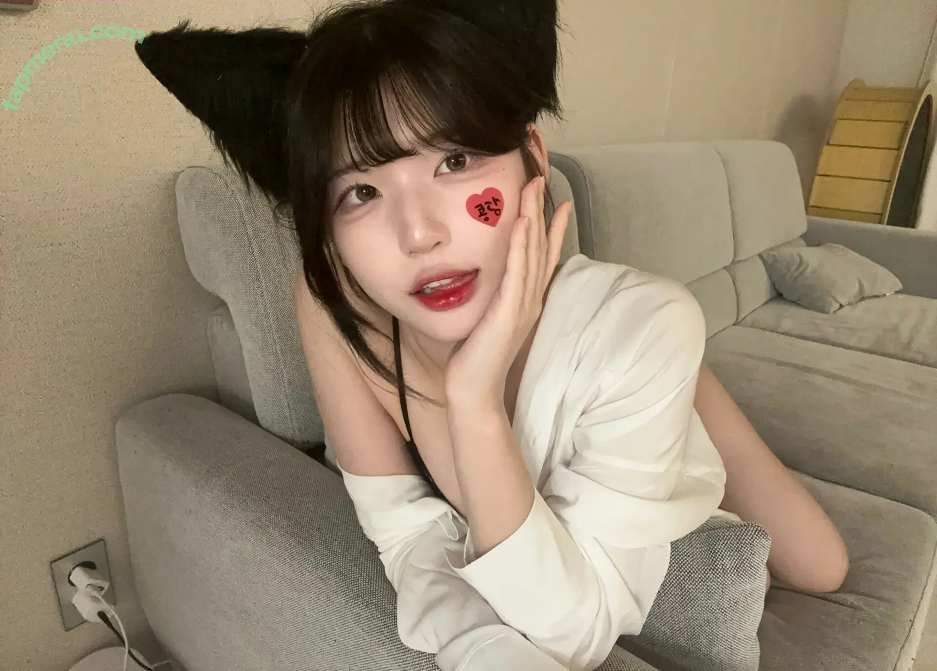 yule_.0.03 nude photo #0416 (yule_.0.03)