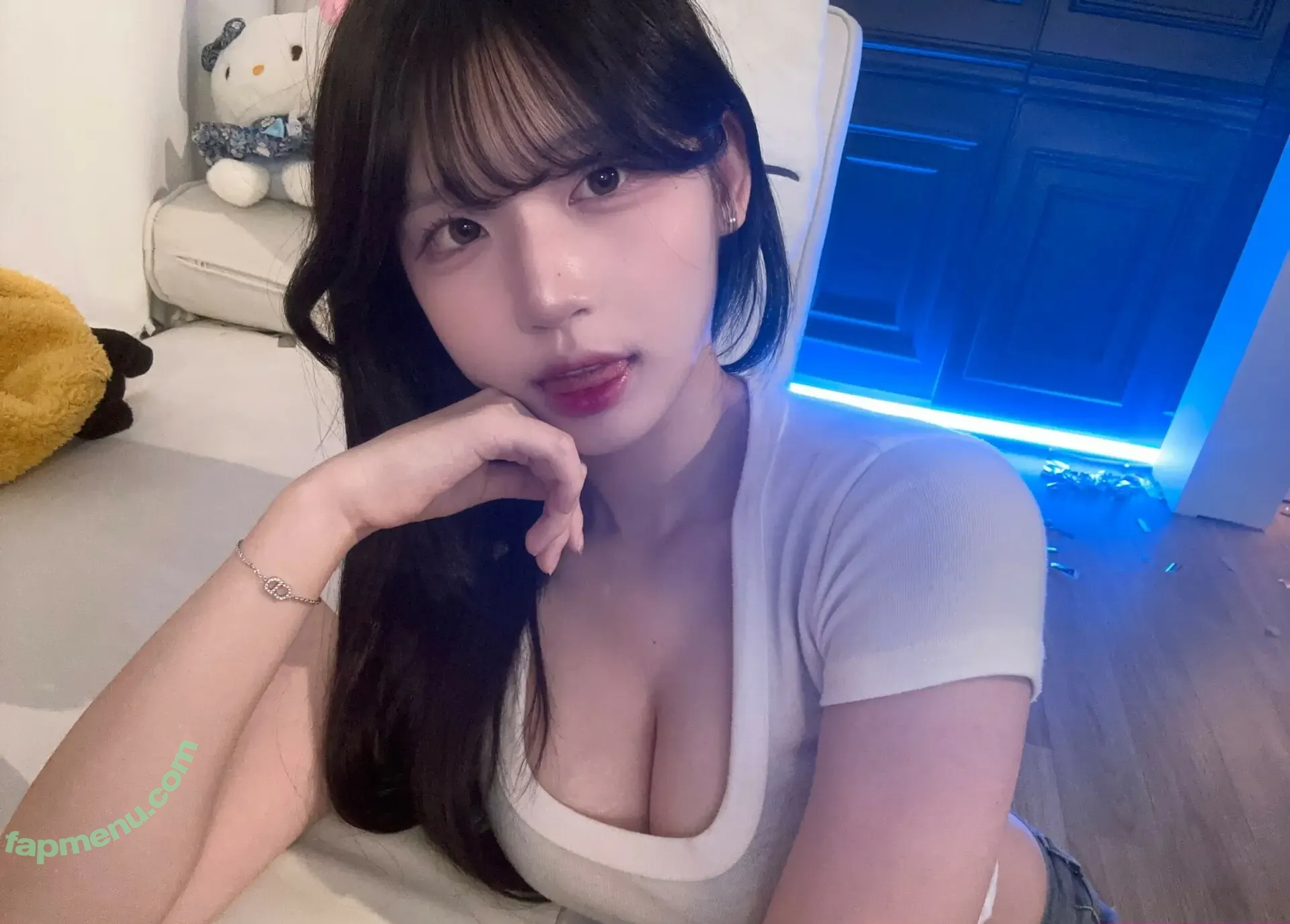 yule_.0.03 nude photo #0417 (yule_.0.03)