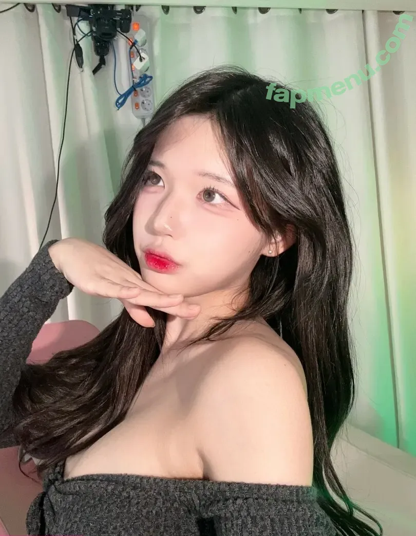 yule_.0.03 nude photo #0461 (yule_.0.03)