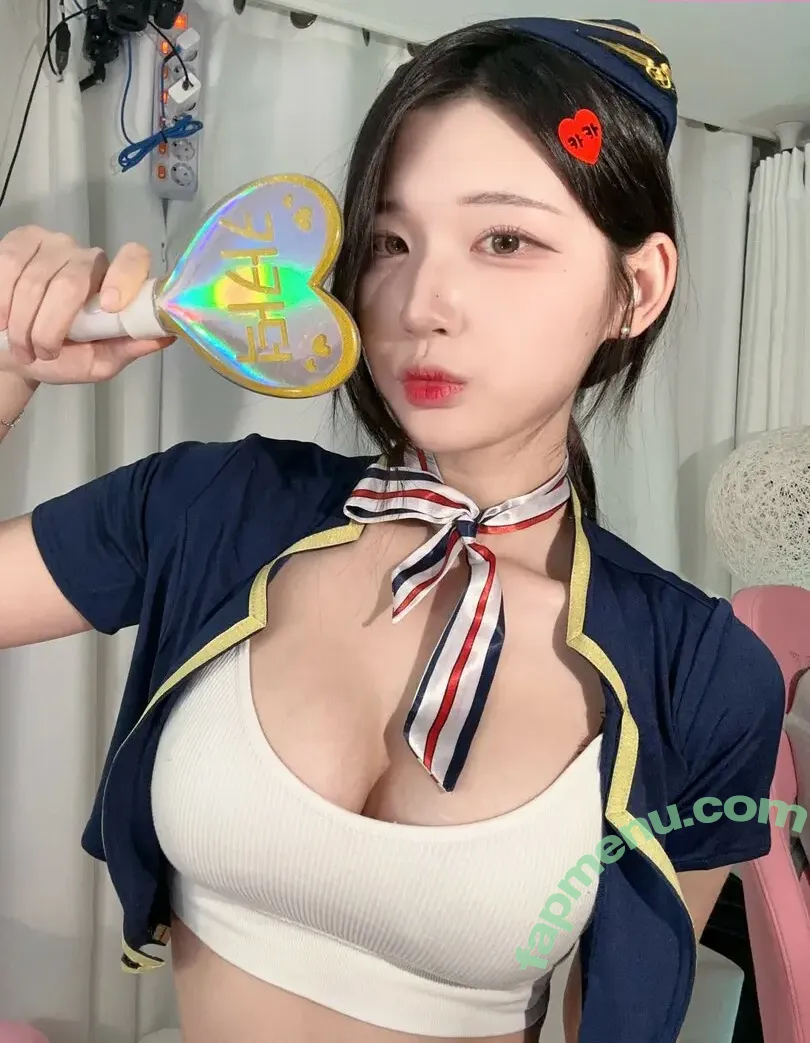 yule_.0.03 nude photo #0503 (yule_.0.03)