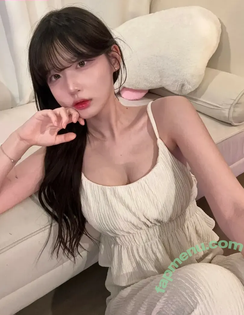 yule_.0.03 nude photo #0559 (yule_.0.03)