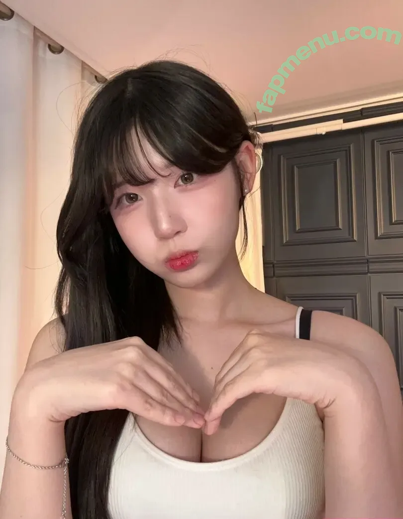 yule_.0.03 nude photo #0560 (yule_.0.03)