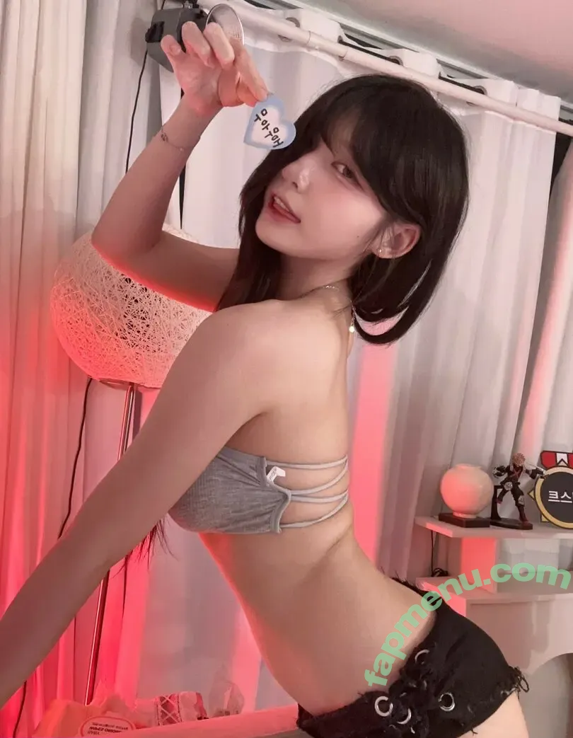 yule_.0.03 nude photo #0897 (yule_.0.03)