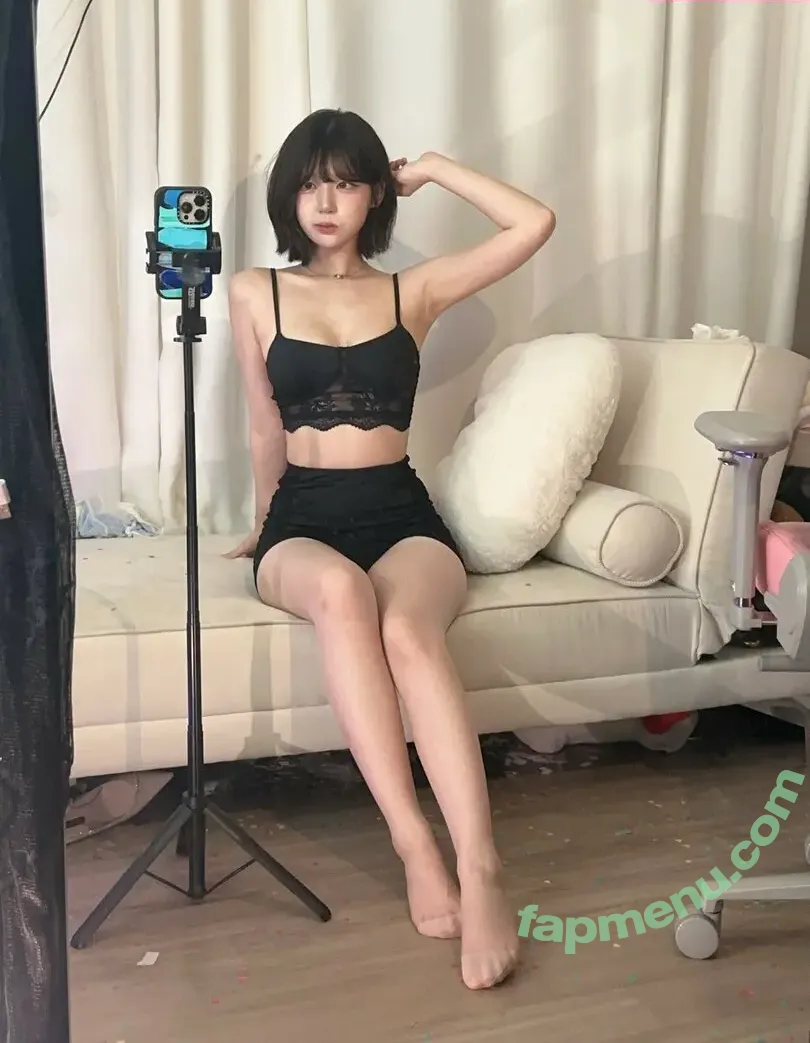 yule_.0.03 nude photo #0919 (yule_.0.03)