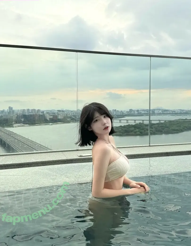 yule_.0.03 nude photo #1031 (yule_.0.03)