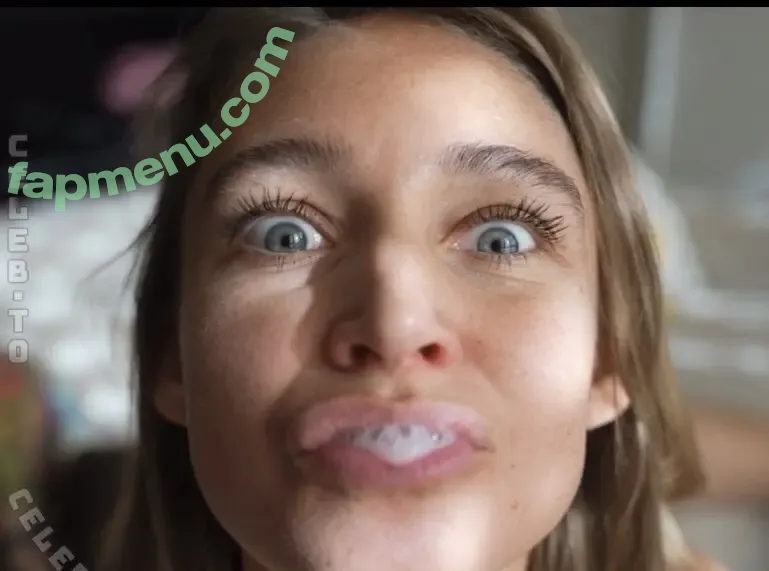 Yuli Owiak nude photo #0195 (owiaks / yuli_yoga__)