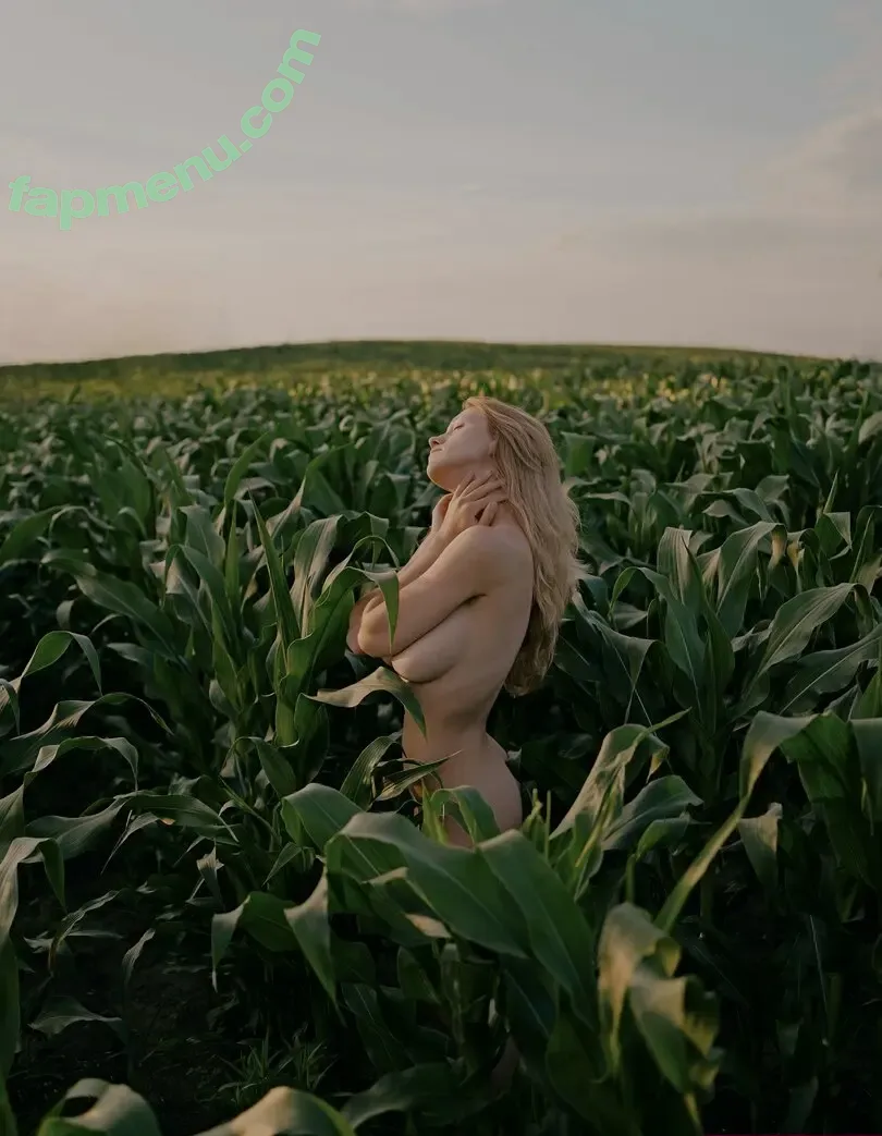 Yuliana Prokhorenko nude photo #0036 (yuliana_prokhorenko)