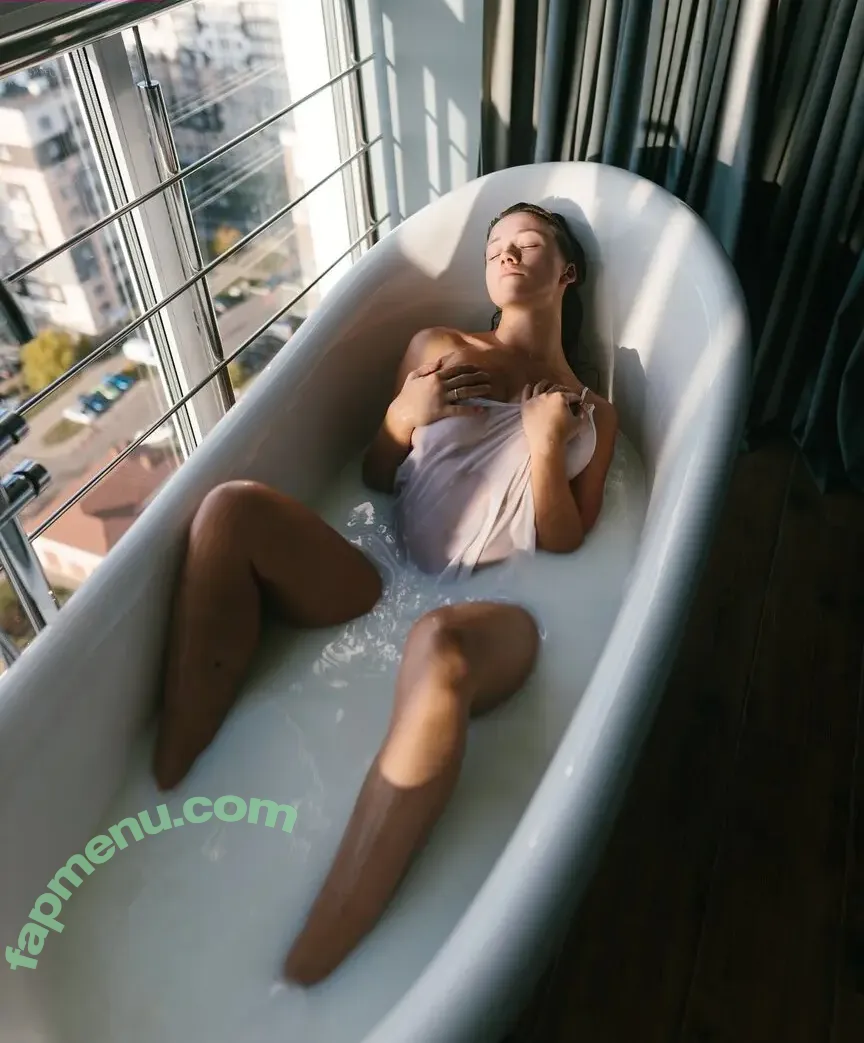 Yuliana Prokhorenko nude photo #0042 (yuliana_prokhorenko)