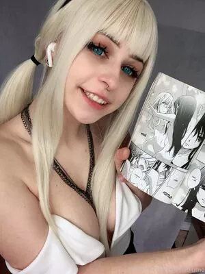 yumeblume / ellisanekochan nude photo #0004