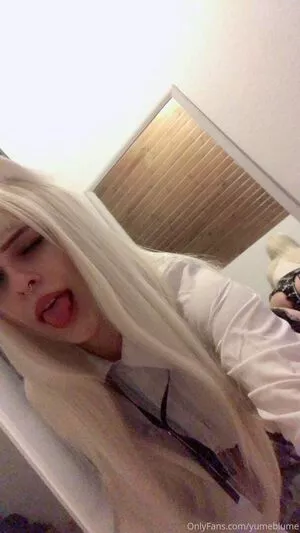 yumeblume / ellisanekochan nude photo #0086