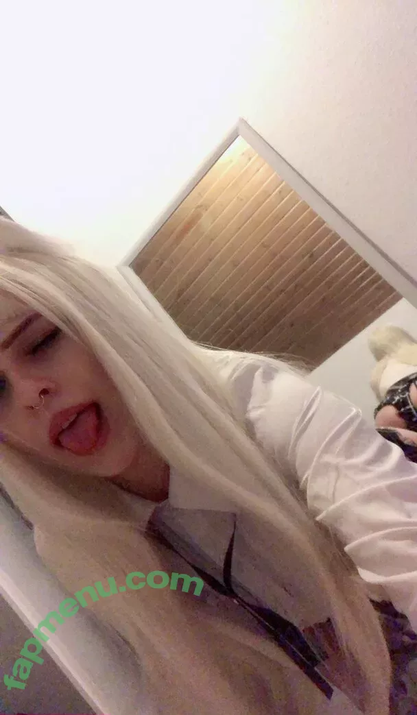 yumeblume nude photo #0086 (ellisanekochan)