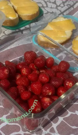 yumi_yumi_chan / yummy_yumi_chan nude photo #0068