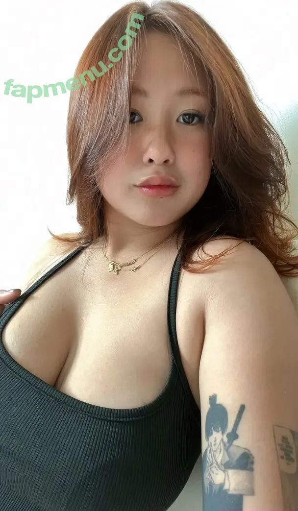 Yuna.lee nude photo #0014 (Yunaaleee / yuna_li)