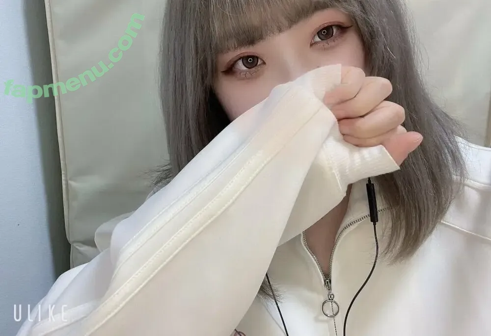 yunayuna nude photo #0001 (yunayuna)